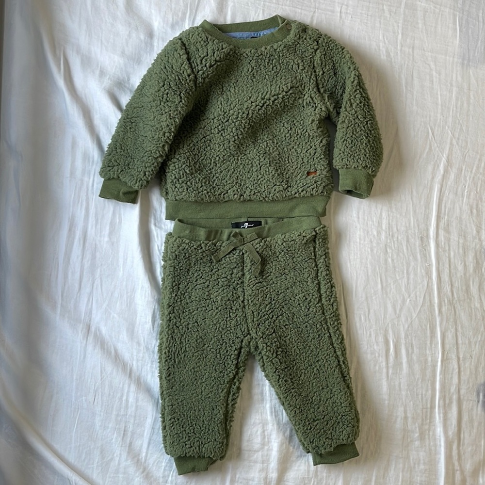 7 For All Mankind Sherpa 2 Piece Set BNWT